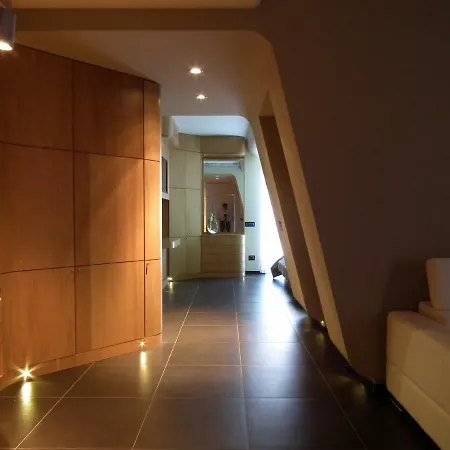 Aparthotel Tower 2*